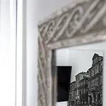 Piccola Venezia Konukevi 4*