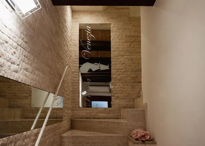 Piccola Venezia Πανσιόν 3*