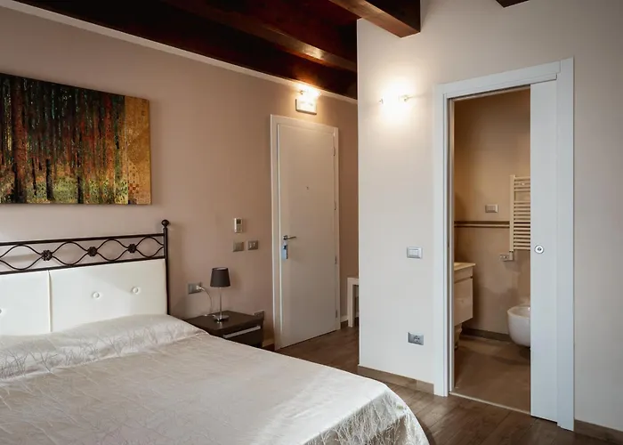 Piccola Venezia Πανσιόν 3*