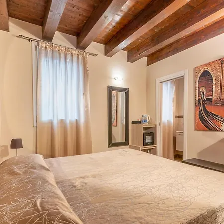 Piccola Venezia Affittacamere *